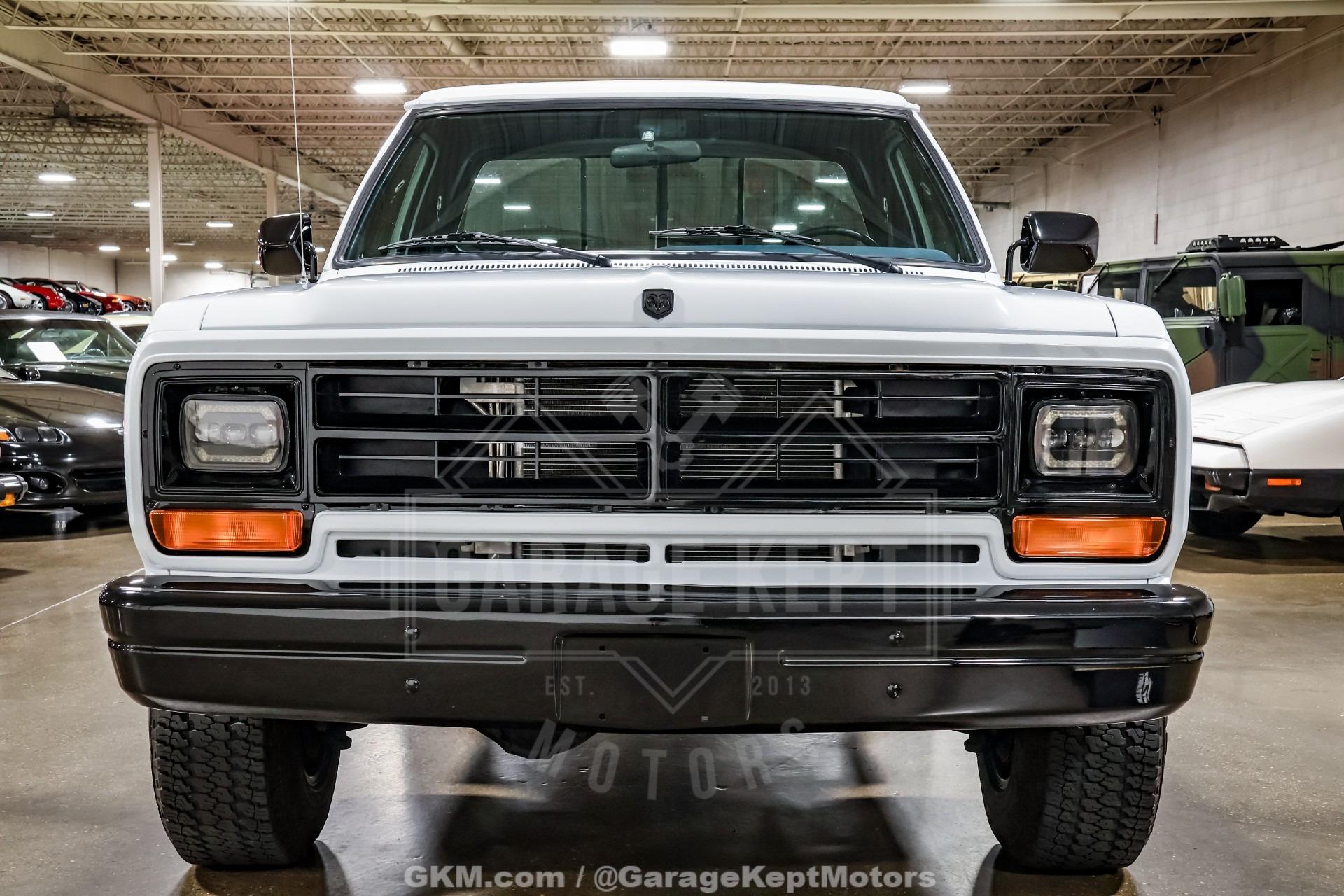 1987 Dodge W-100 Pickup