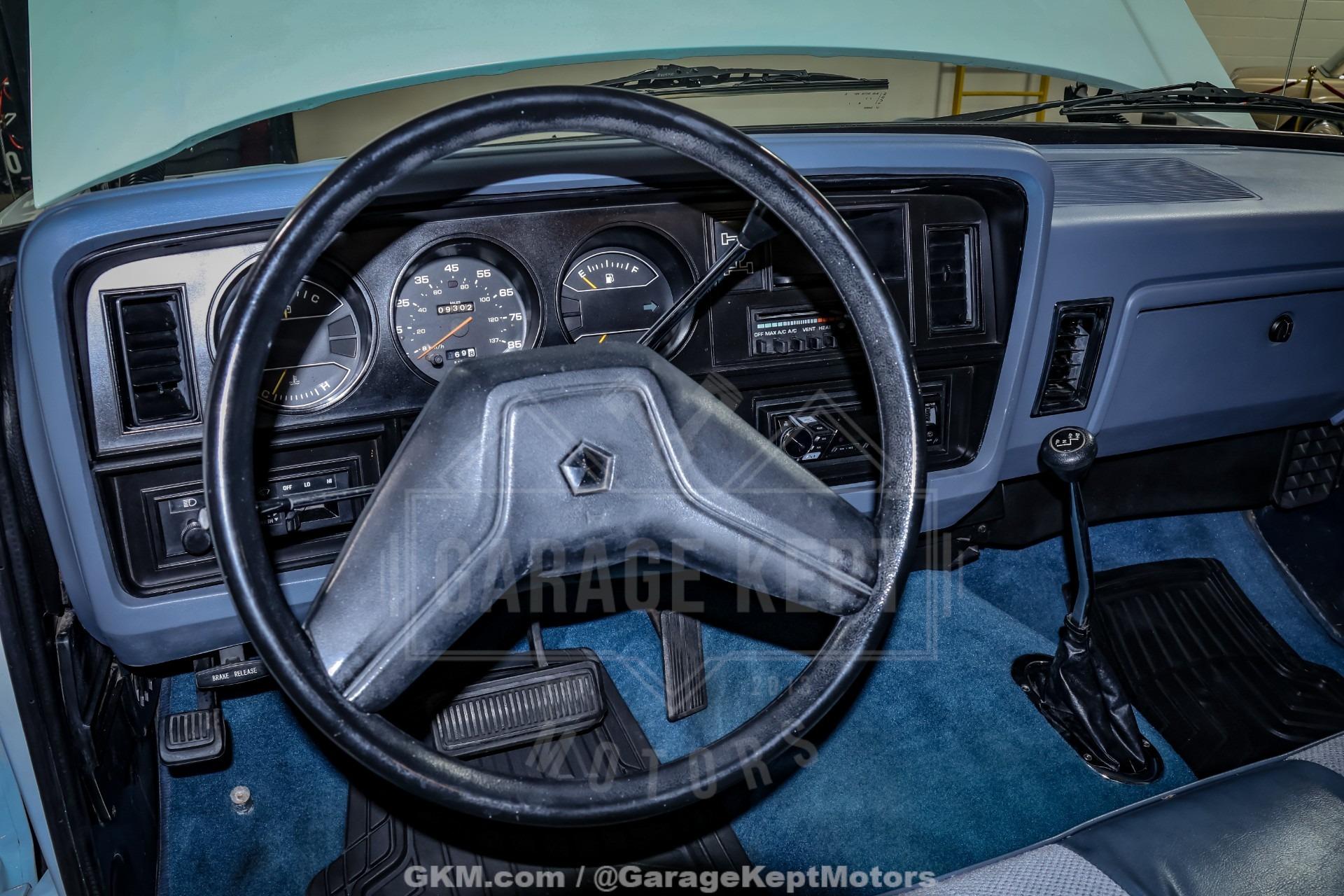 1987 Dodge W-100 Pickup