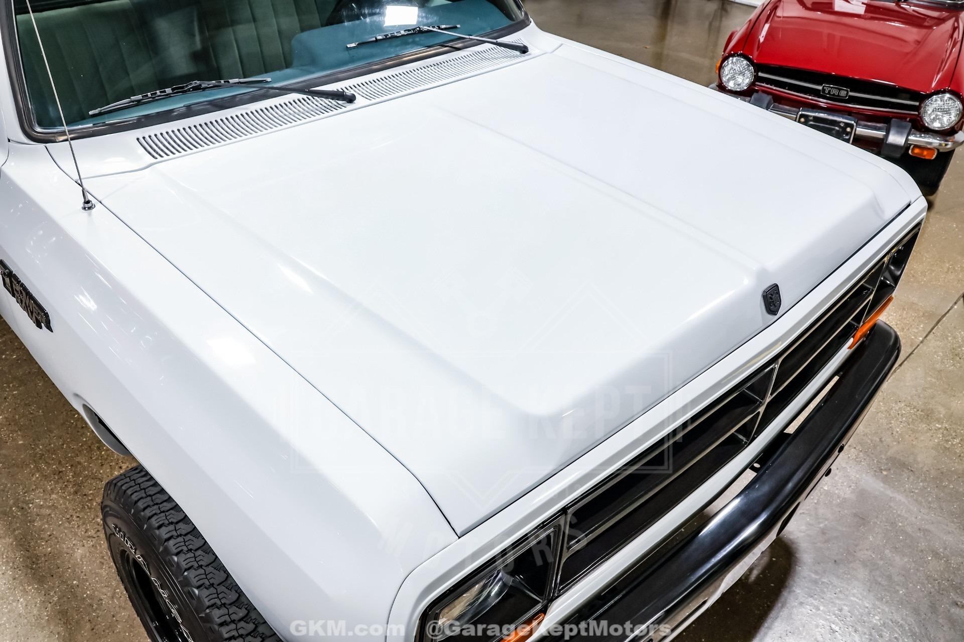 1987 Dodge W-100 Pickup