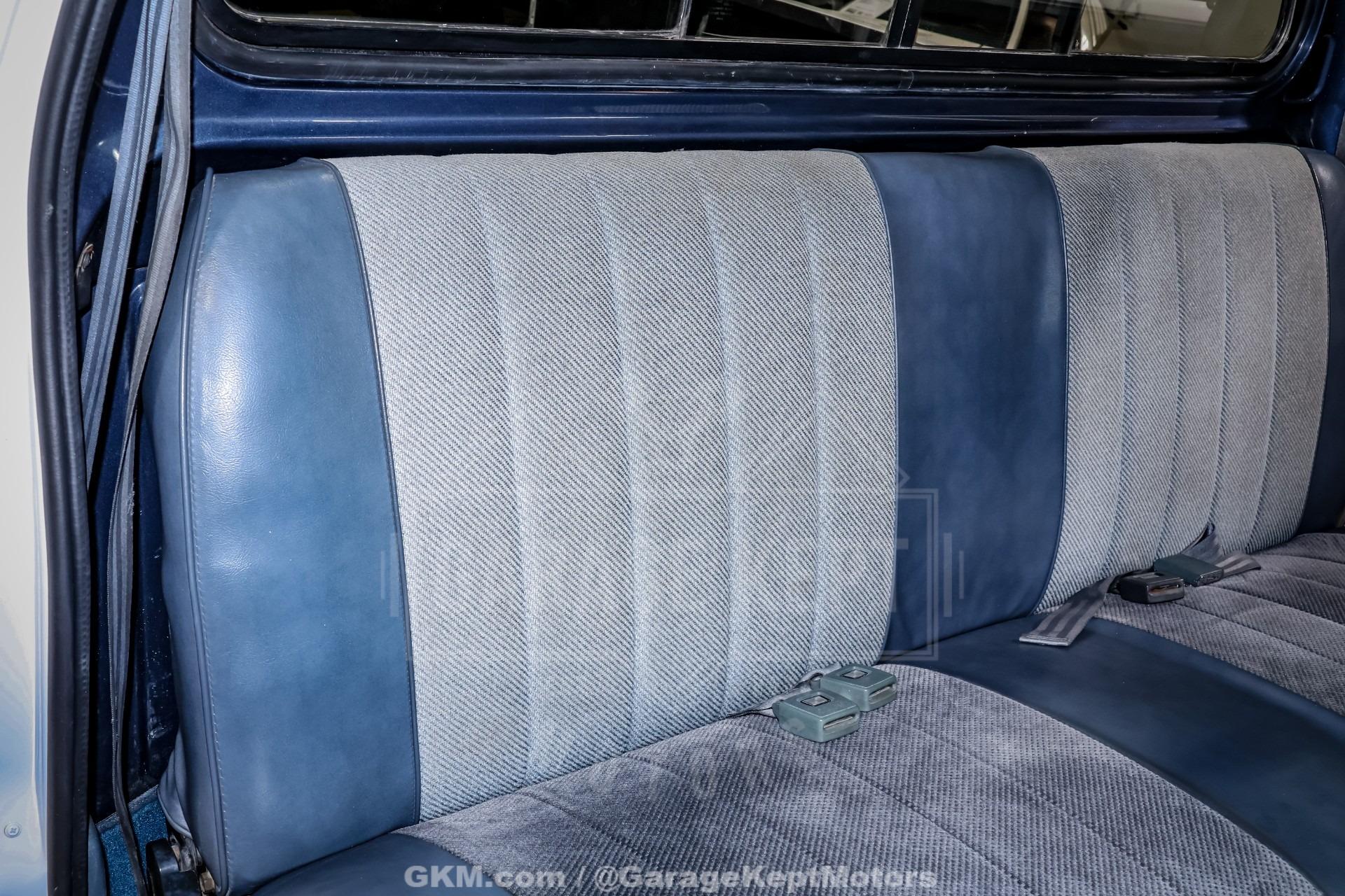 1987 Dodge W-100 Pickup