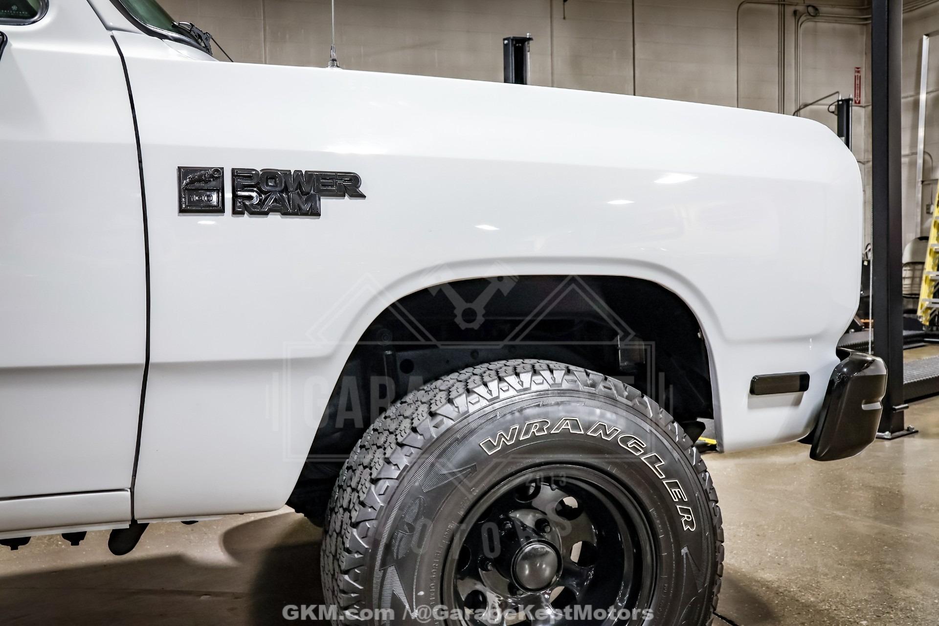 1987 Dodge W-100 Pickup