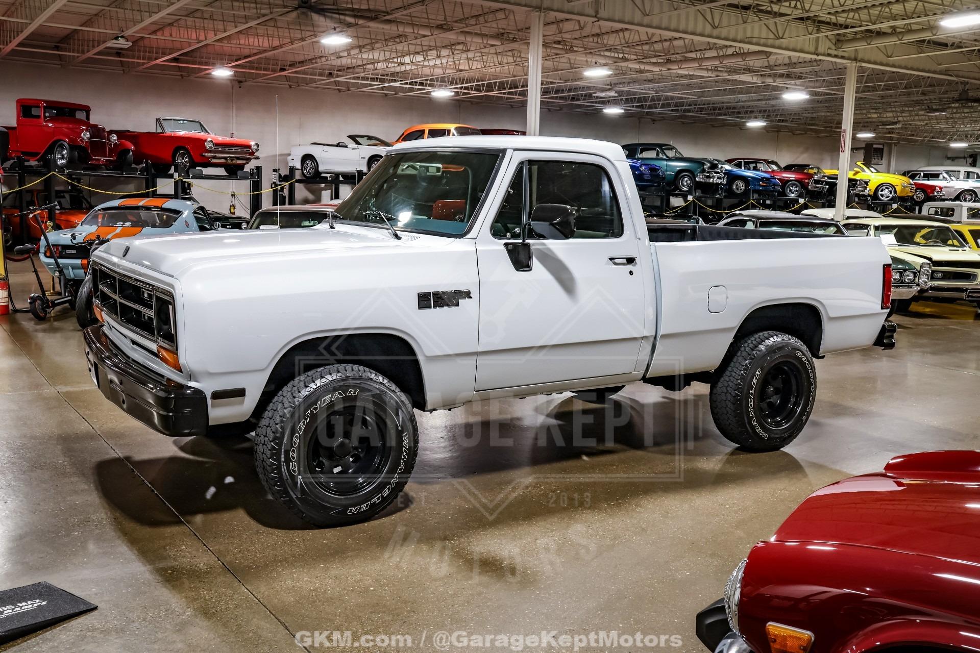 1987 Dodge W-100 Pickup