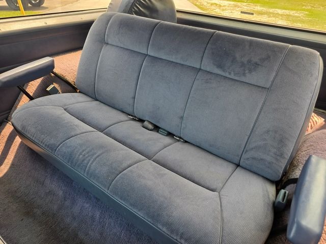 1989 Dodge Ramcharger Royal SE