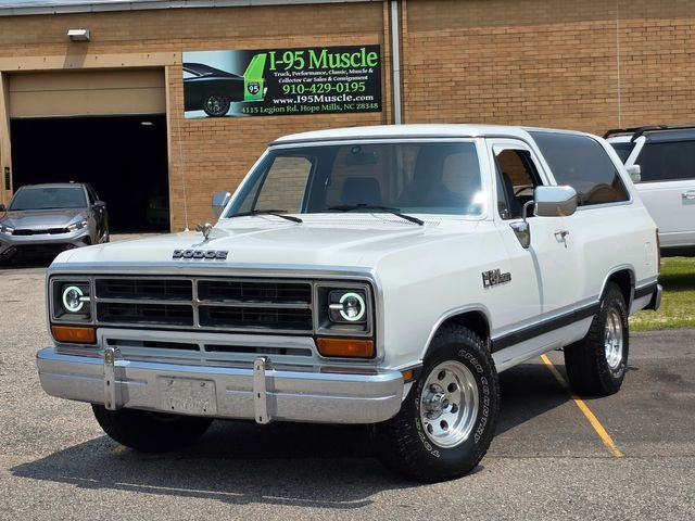 1989 Dodge Ramcharger Royal SE