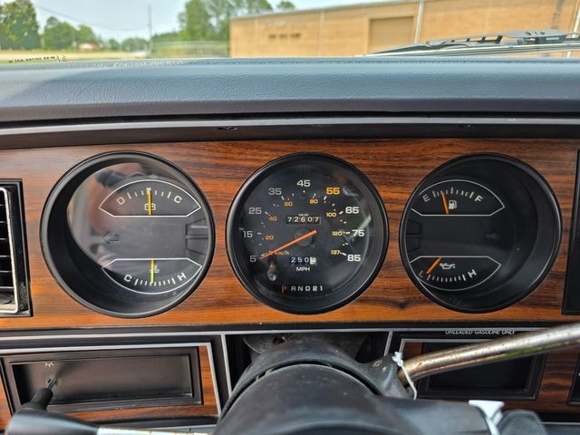 1989 Dodge Ramcharger Royal SE