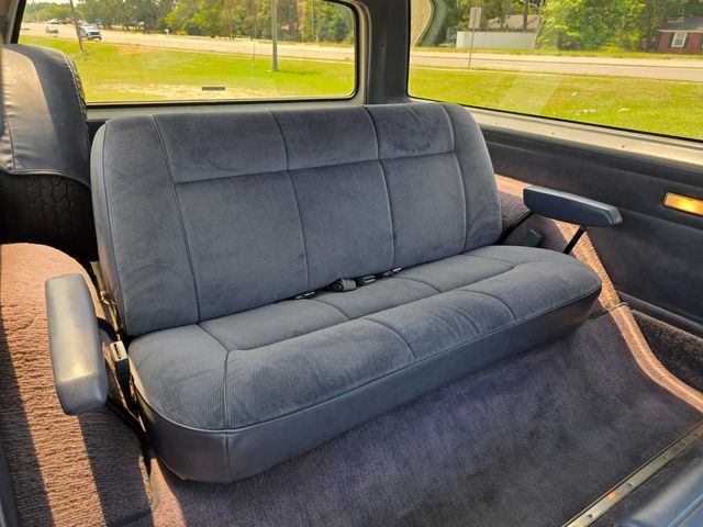 1989 Dodge Ramcharger Royal SE