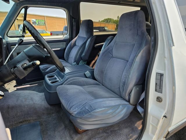 1989 Dodge Ramcharger Royal SE