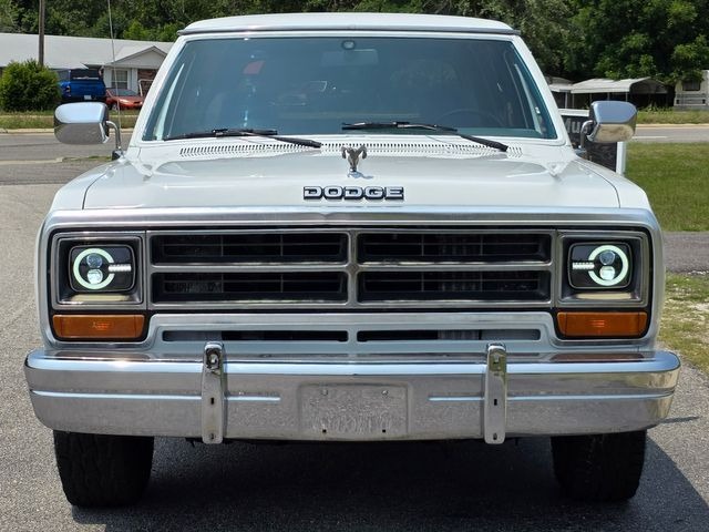 1989 Dodge Ramcharger Royal SE