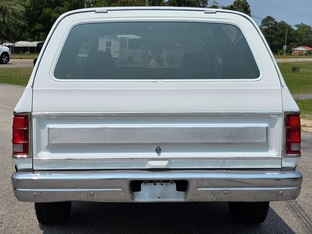 1989 Dodge Ramcharger Royal SE