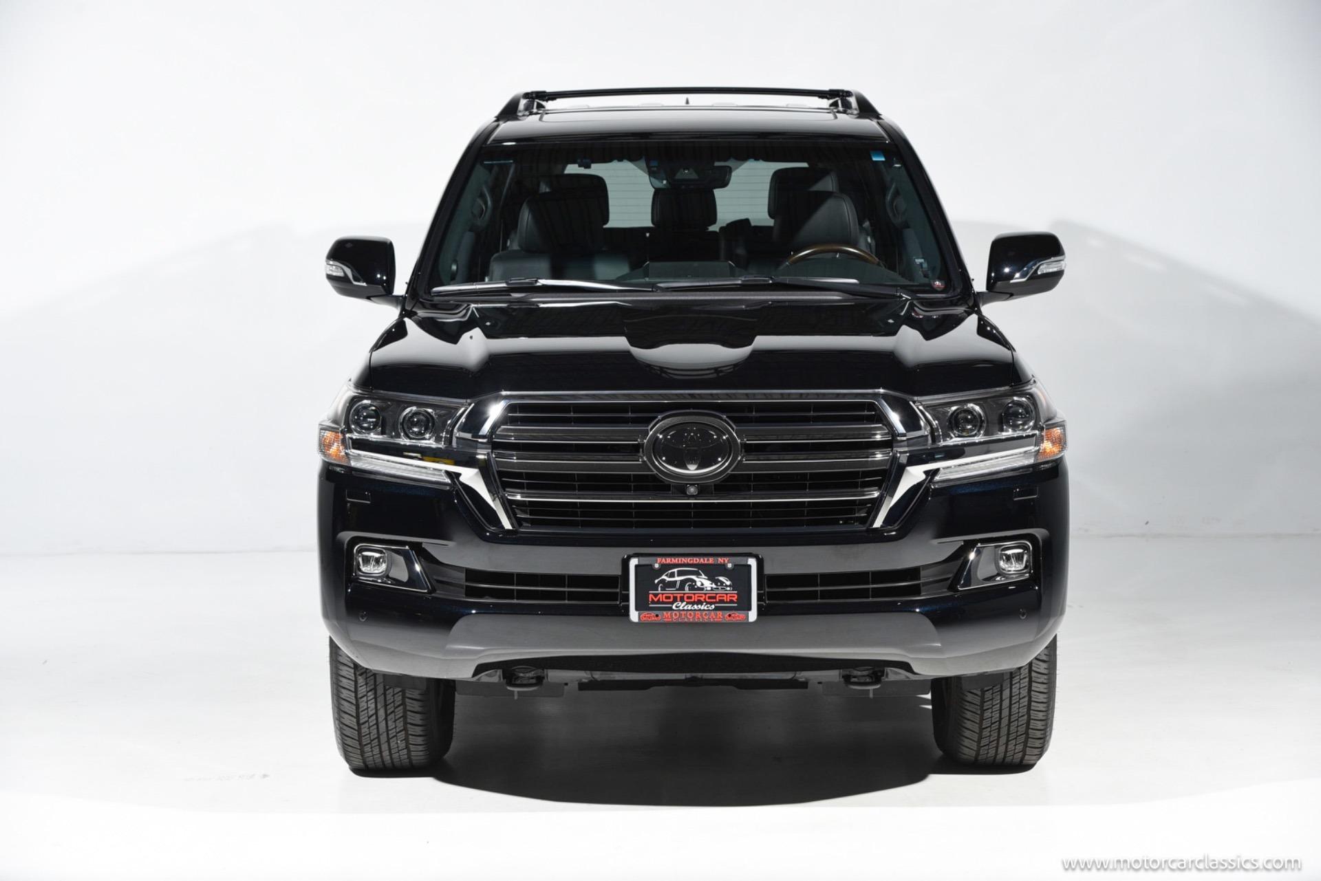 9k-Mile 2021 Toyota Land Cruiser Heritage Edition - 2