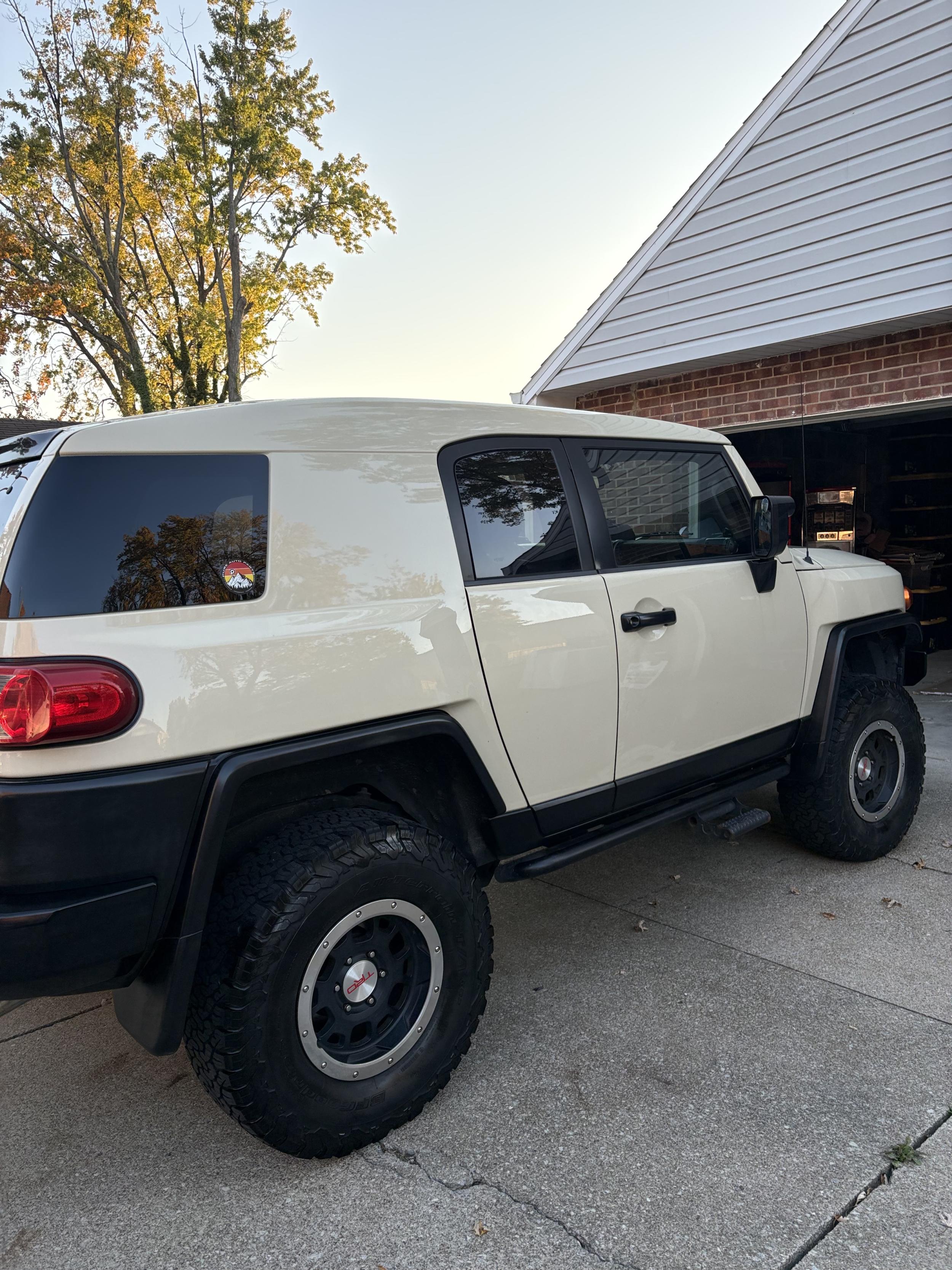 2010 Toyota FJ Cruiser Trail Teams Edition - 2