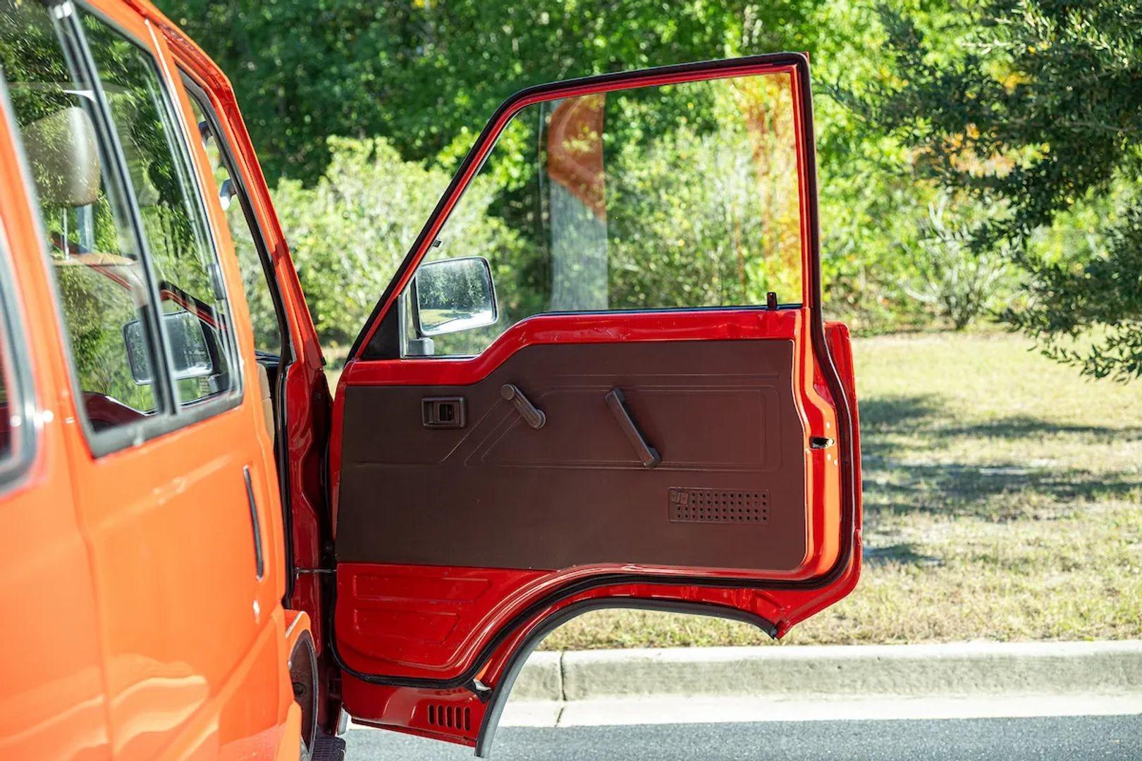 1988 Toyota HiAce 4X4