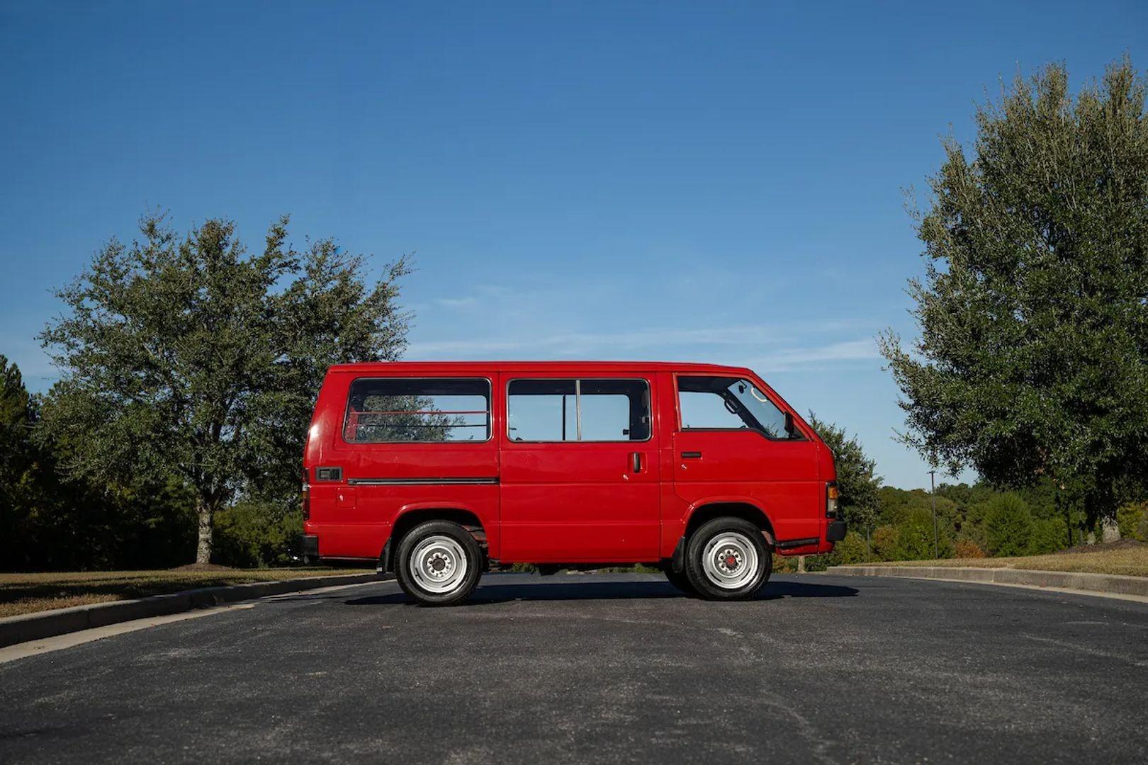 1988 Toyota HiAce 4X4 - 2