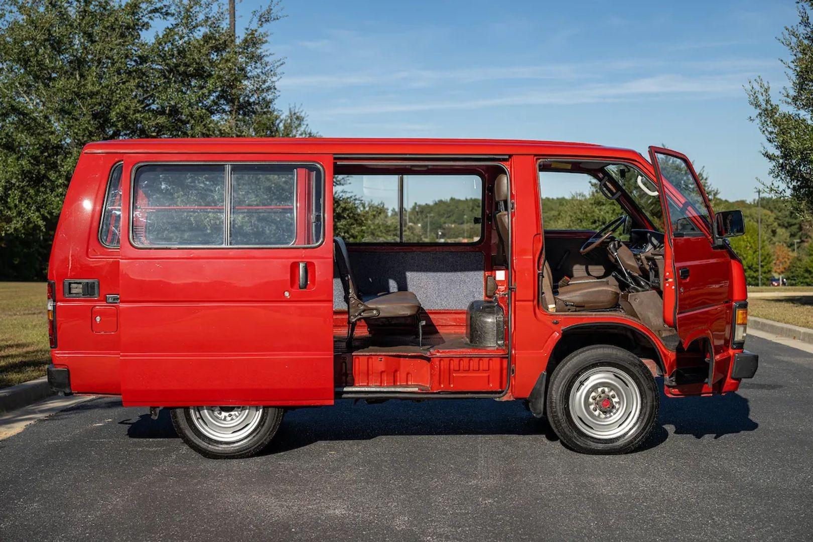 1988 Toyota HiAce 4X4 - 3