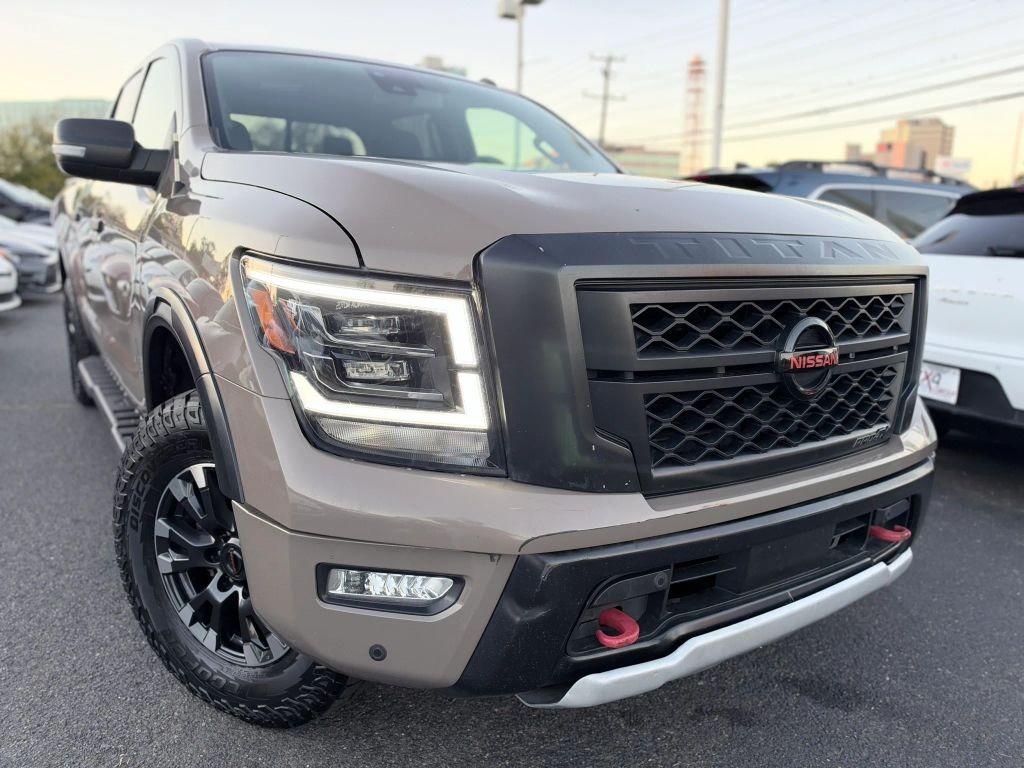  Nissan Titan