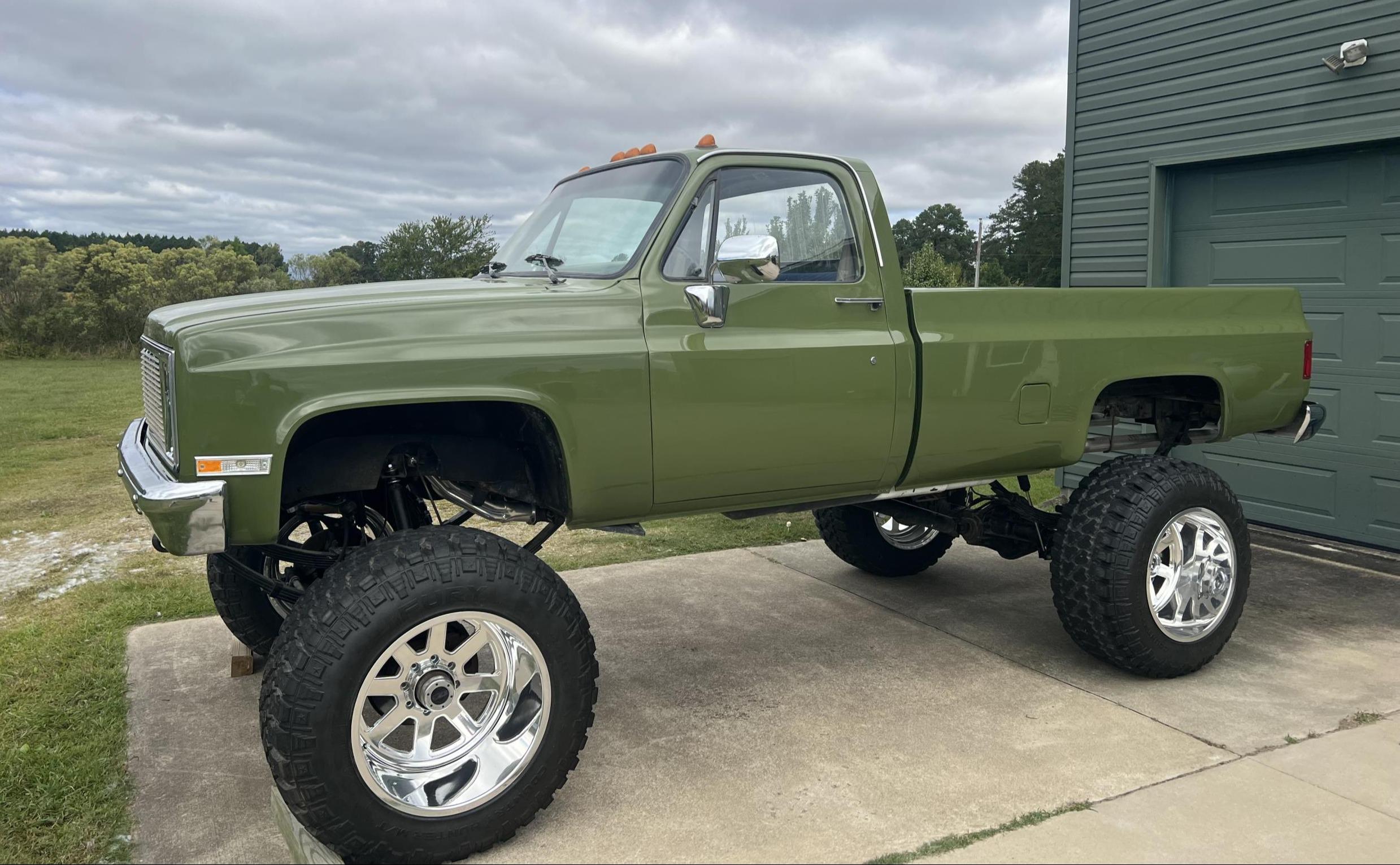 Chevrolet R/V Series