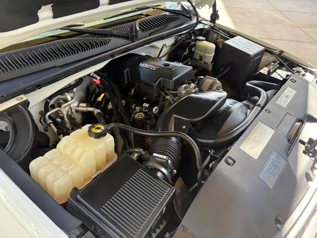 2000 Chevrolet Silverado 1500 LS