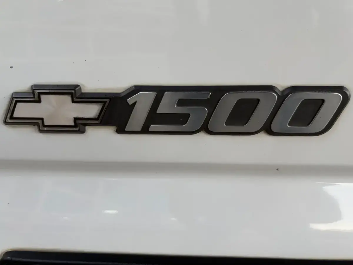 2000 Chevrolet Silverado 1500 LS