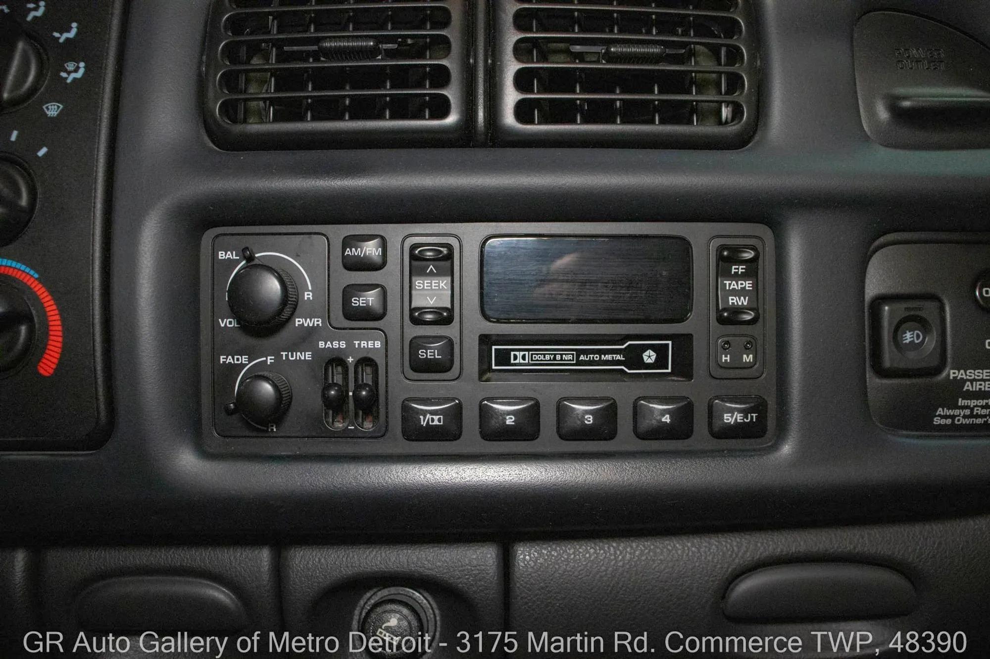 1998 Dodge Ram 1500 SS/T