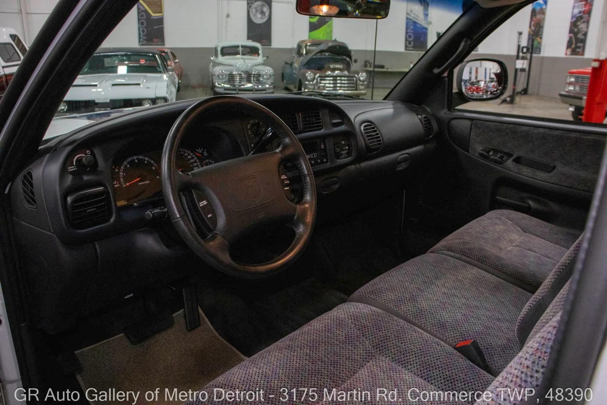 1998 Dodge Ram 1500 SS/T