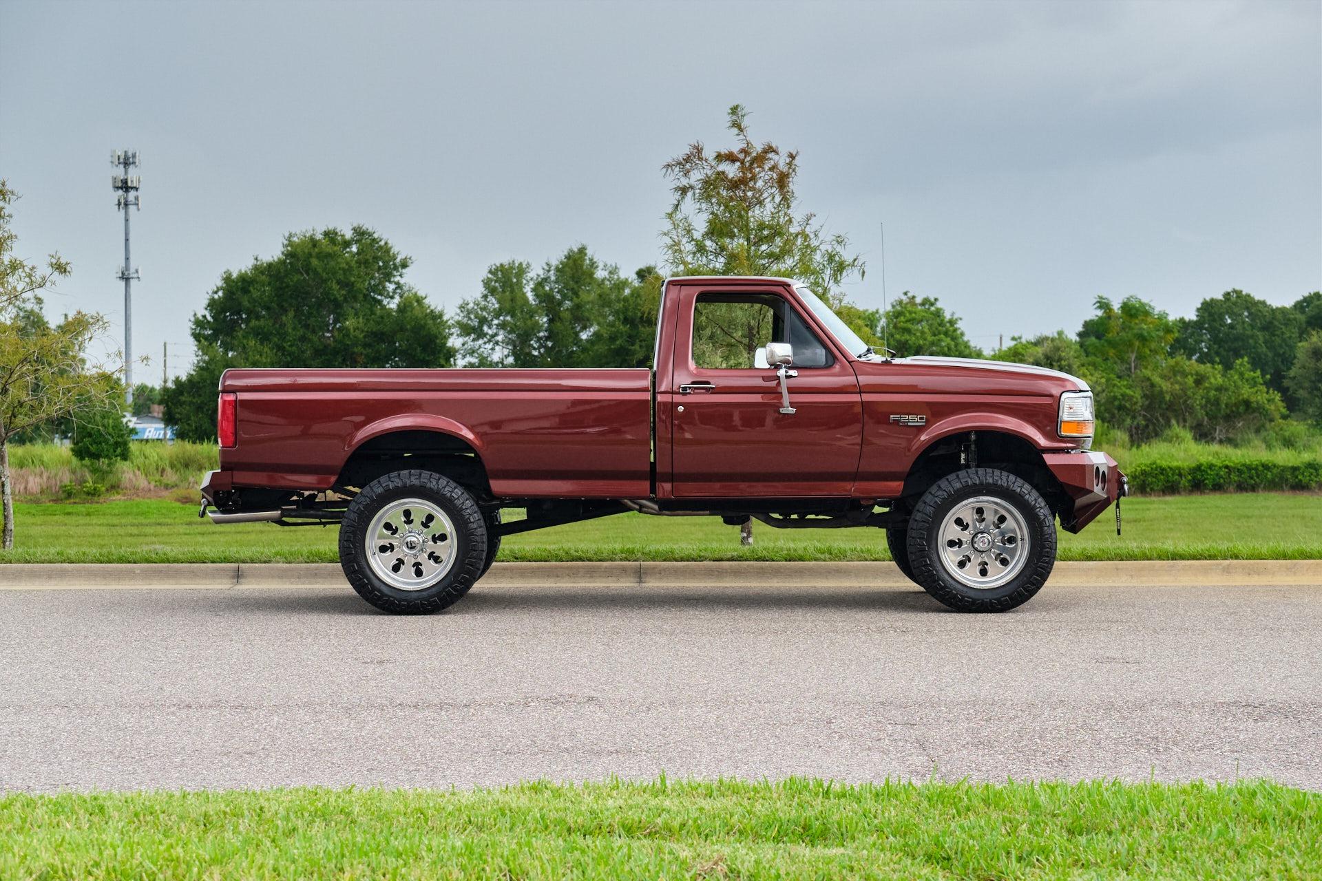 Restored 1996 Ford F-250 XLT 4×4