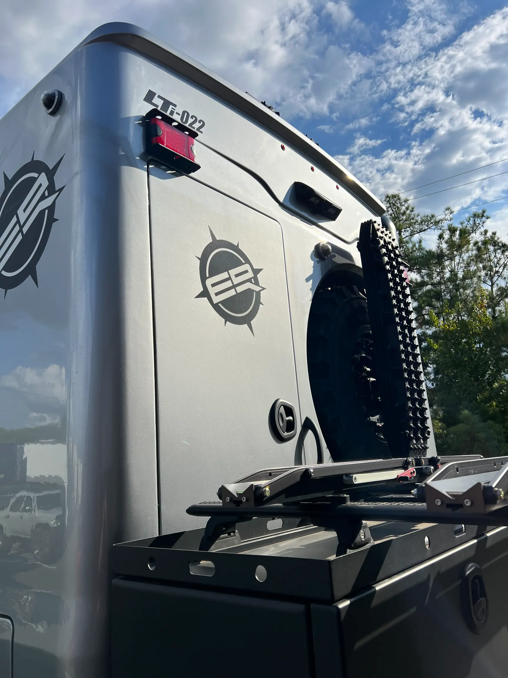 2021 EarthRoamer LTi-022