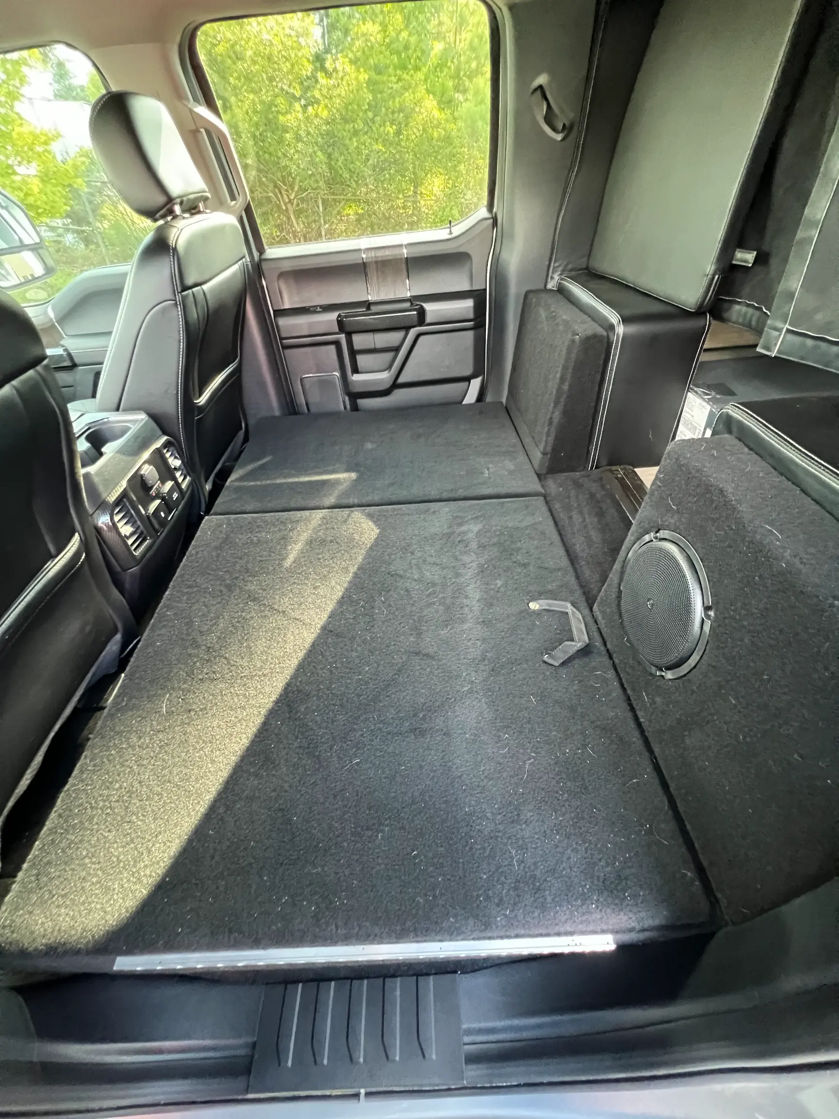 2021 EarthRoamer LTi-022