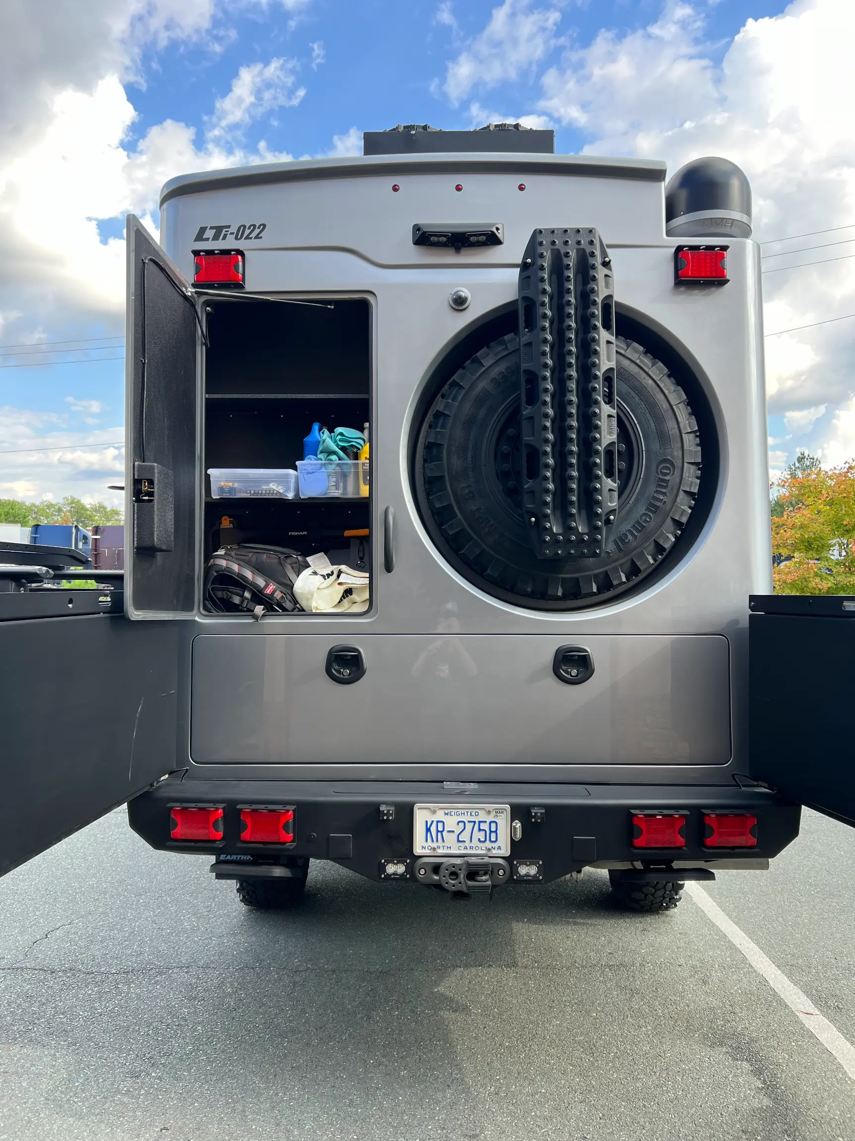 2021 EarthRoamer LTi-022