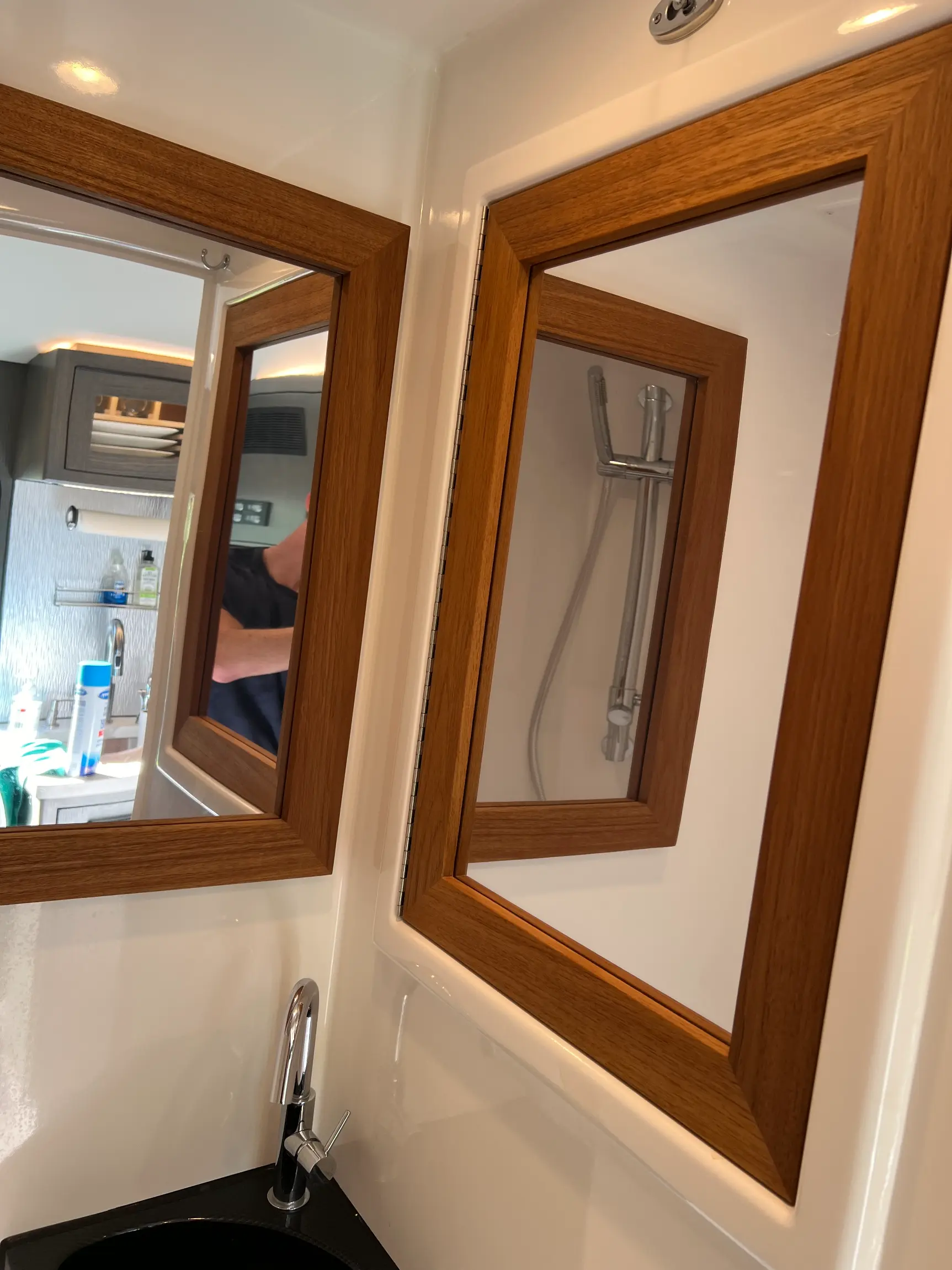 2021 EarthRoamer LTi-022