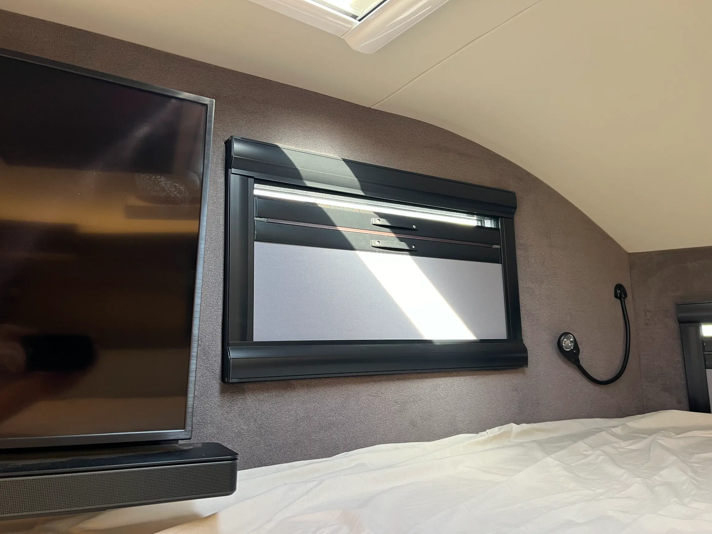 2021 EarthRoamer LTi-022