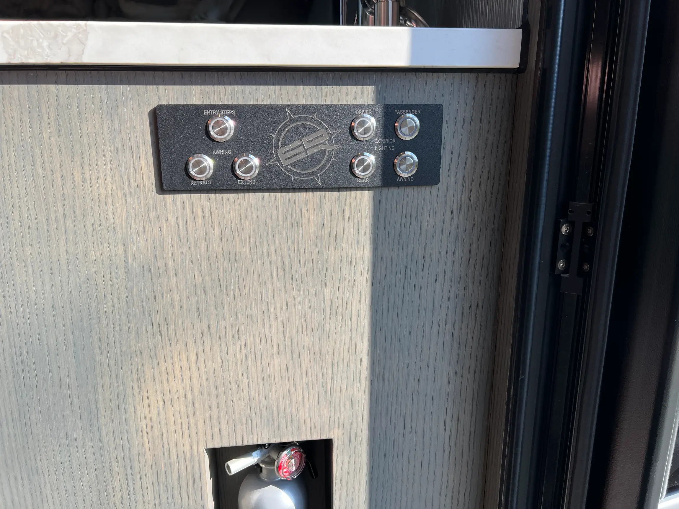 2021 EarthRoamer LTi-022