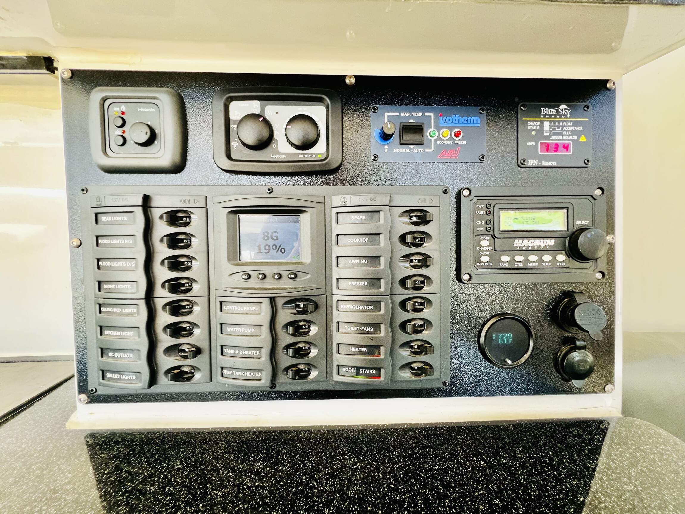 2017 EarthCruiser EXP EC #23 “EC Rider”