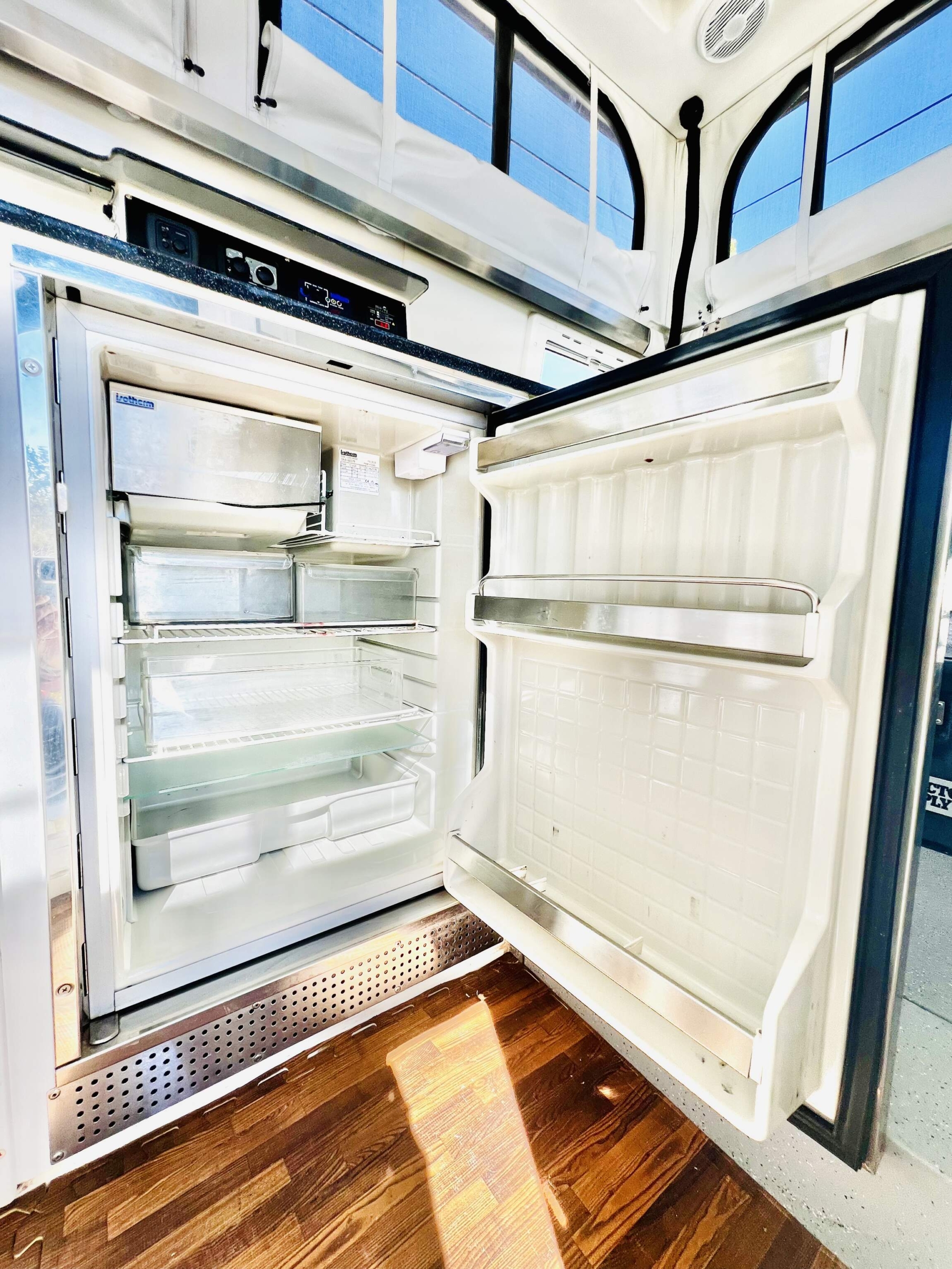 2017 EarthCruiser EXP EC #23 “EC Rider”