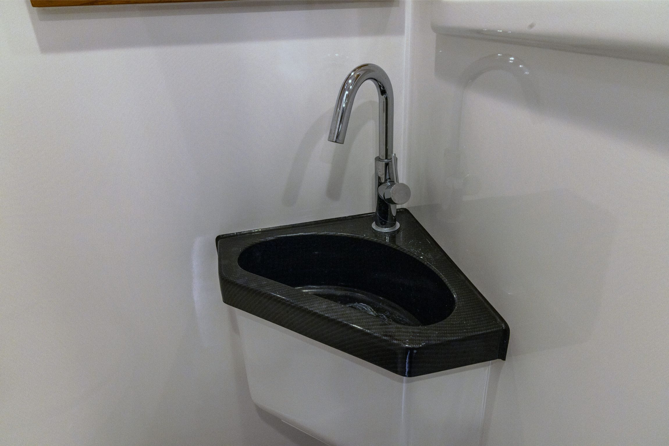 EarthRoamer XV-LTi 043