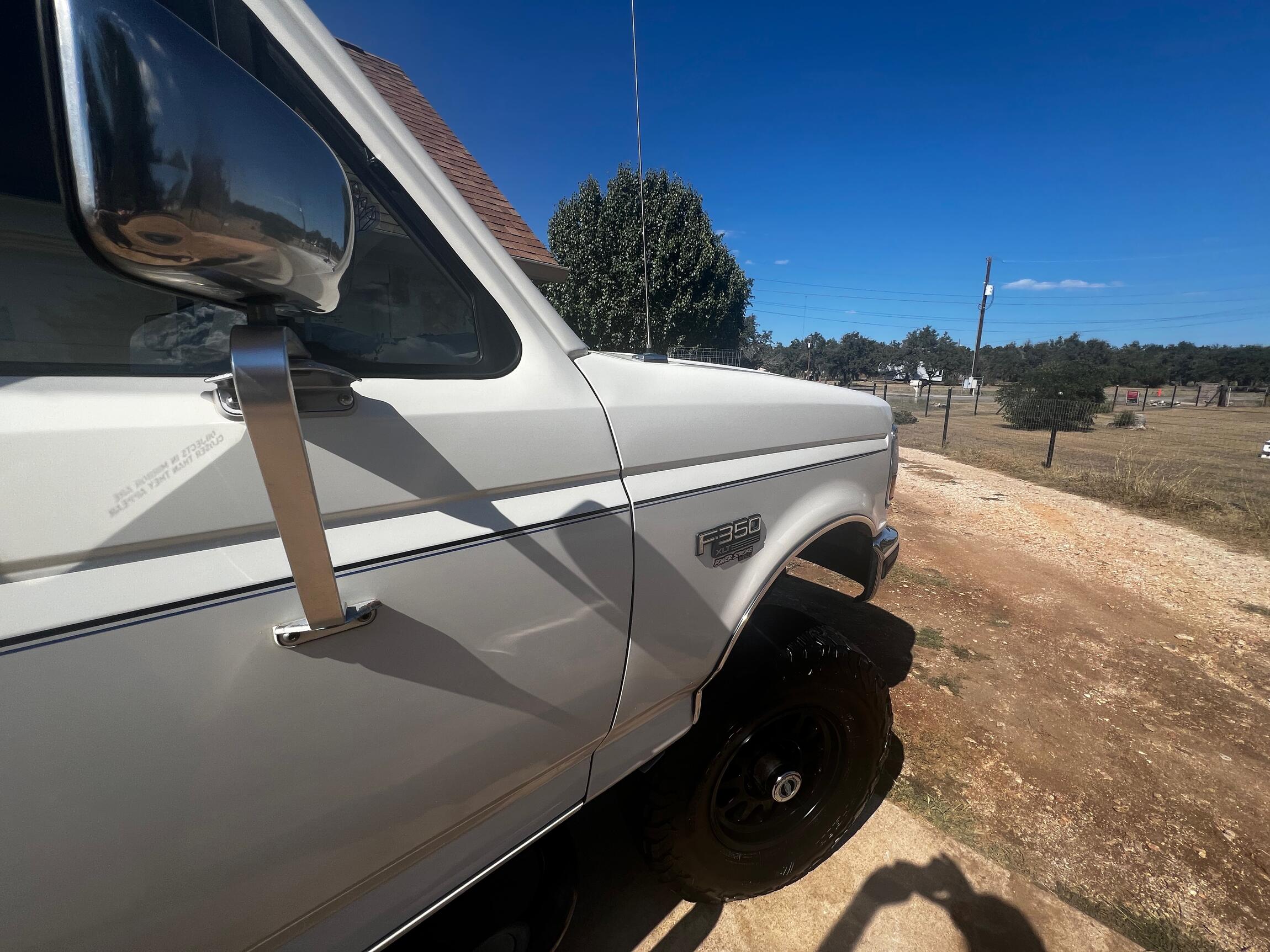 1997 Ford F-350 Power Stroke 4×4 Camper