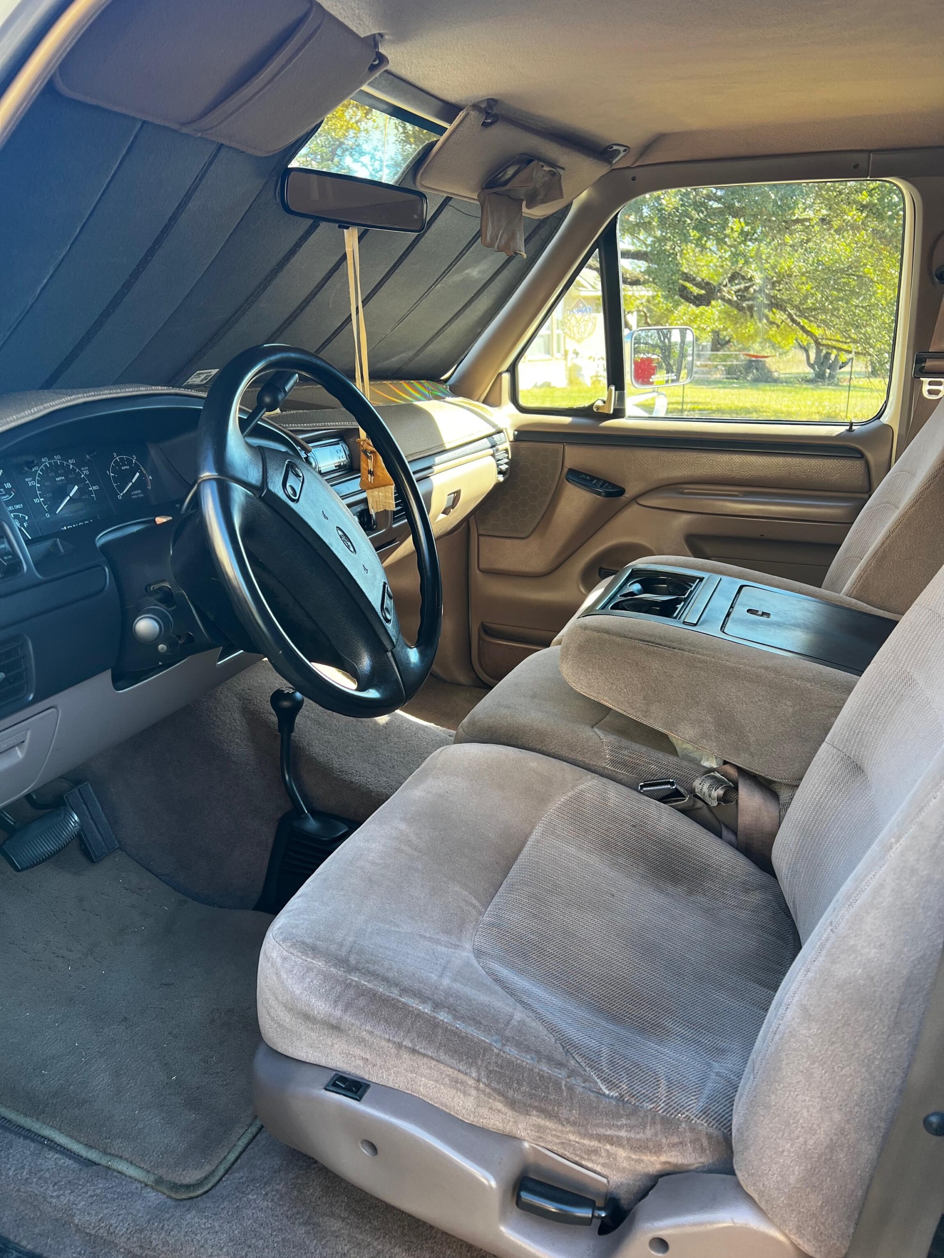 1997 Ford F-350 Power Stroke 4×4 Camper