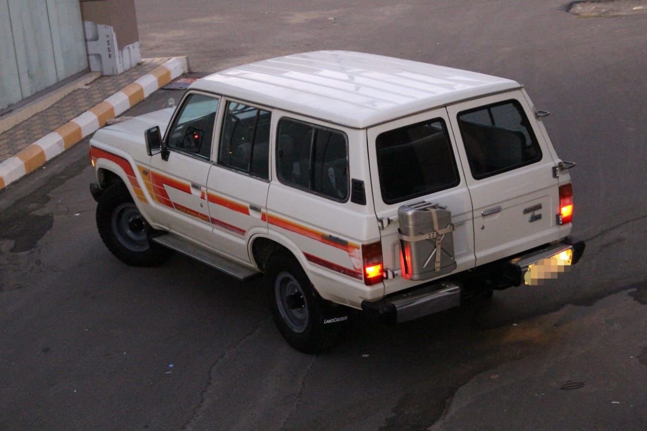 Sold: 1987 Toyota Land Cruiser FJ62