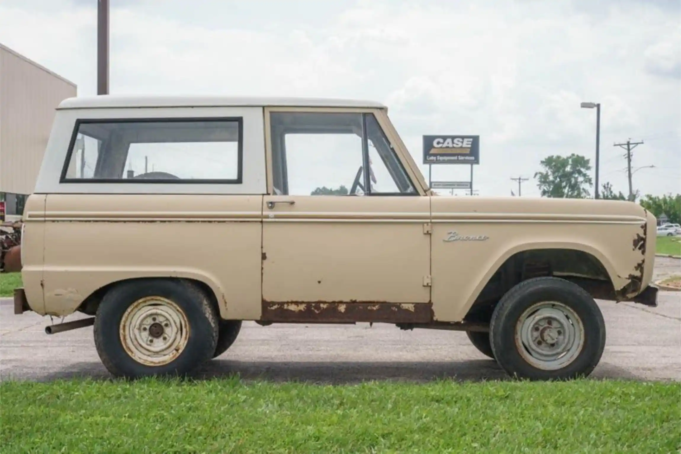 Project-Ready 1966 Ford Bronco 4×4
