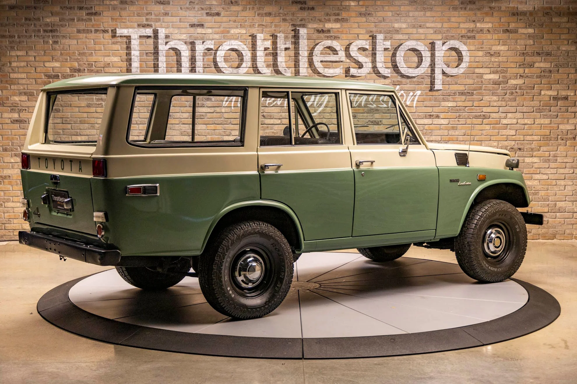 1972 Toyota Land Cruiser FJ55