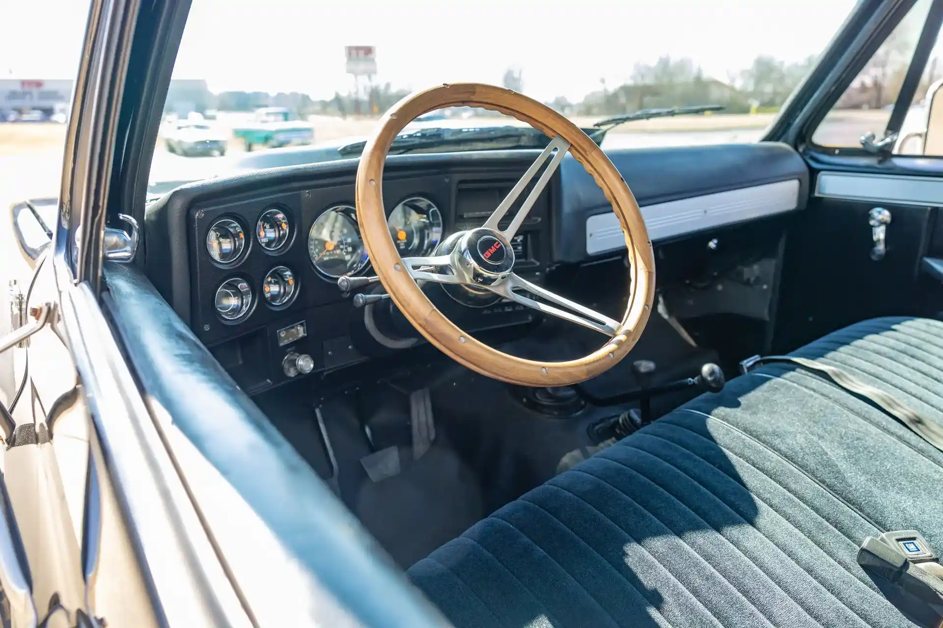 1976 GMC K2500 Sierra