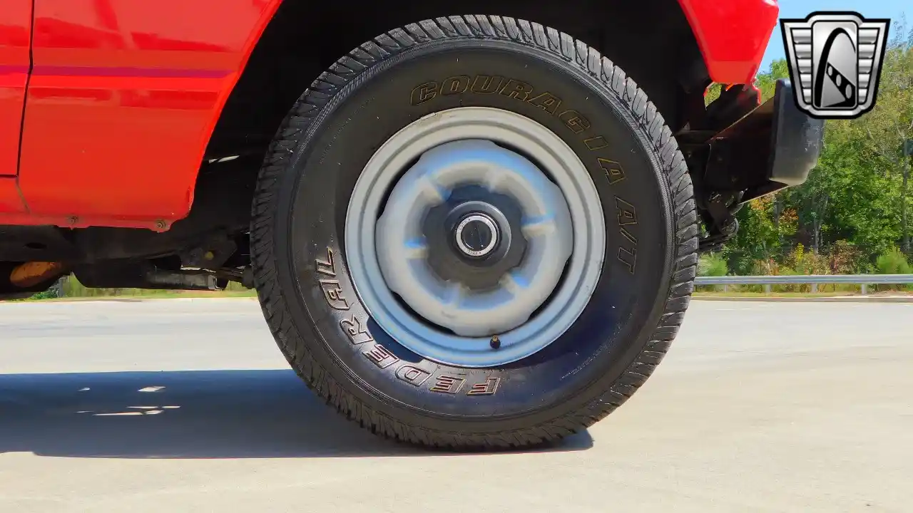 1982 Nissan Patrol - 5