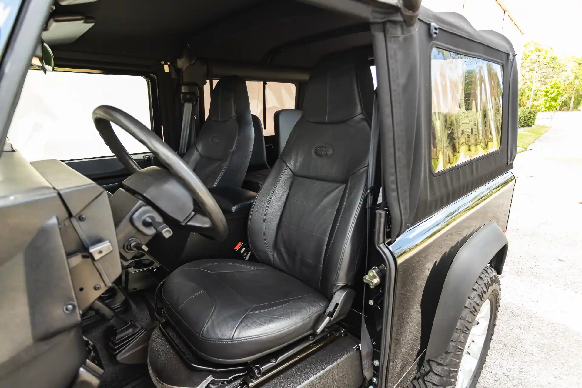 1995 Land Rover Defender 90 NAS