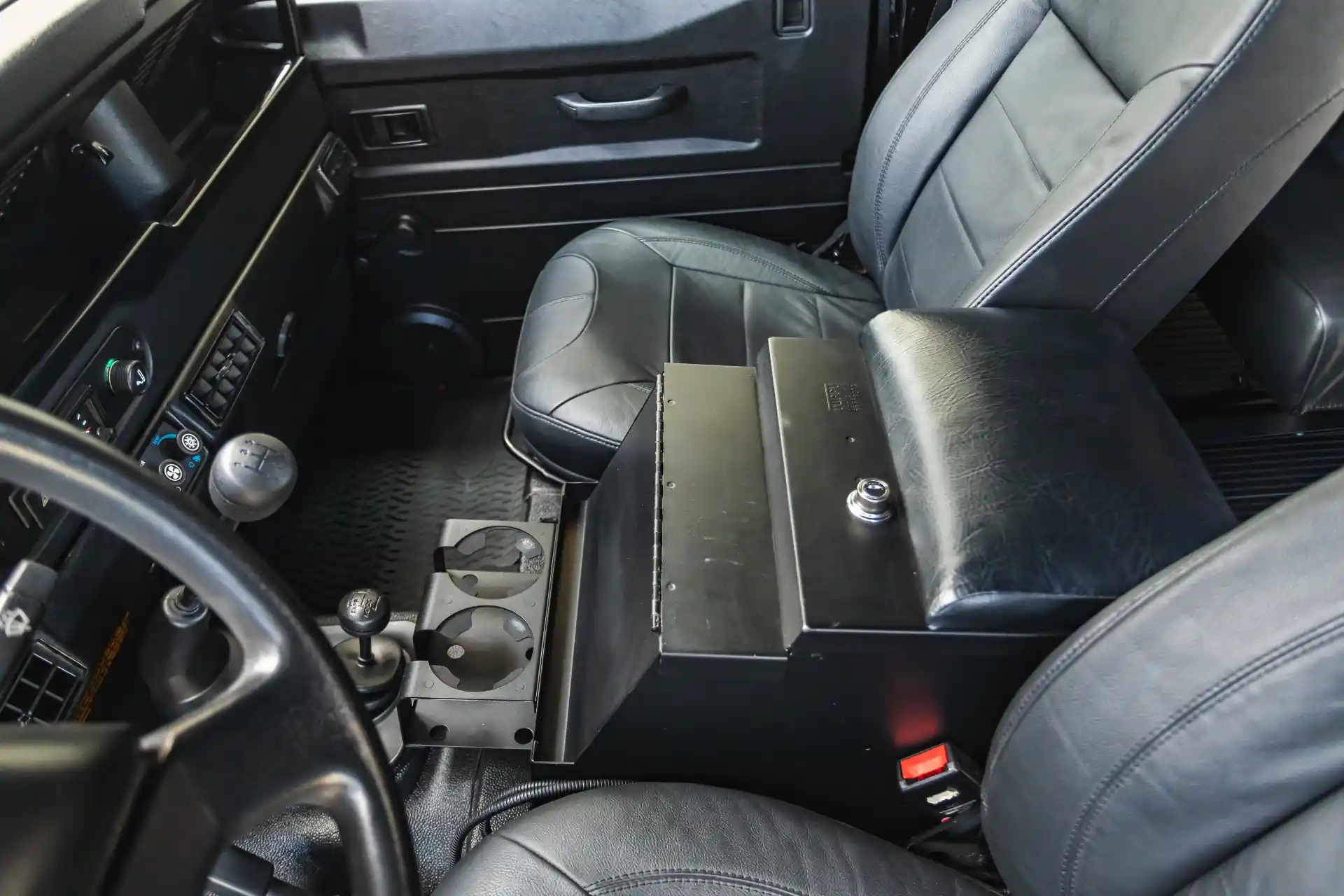 1995 Land Rover Defender 90 NAS