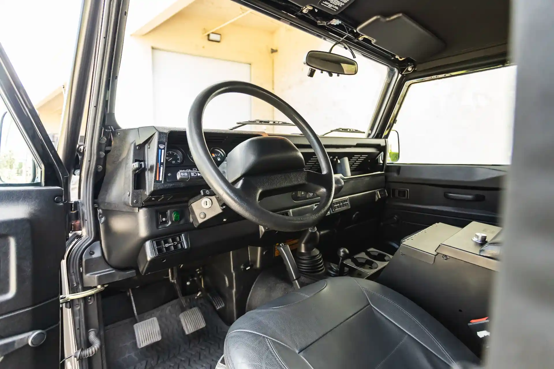 1995 Land Rover Defender 90 NAS