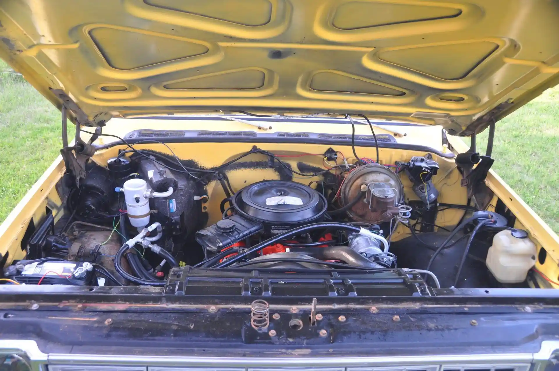 1977 Chevrolet Suburban K20 Silverado