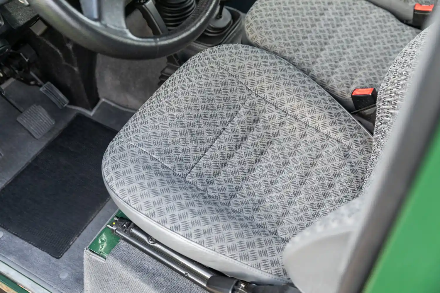 2000 Land Rover Defender 90