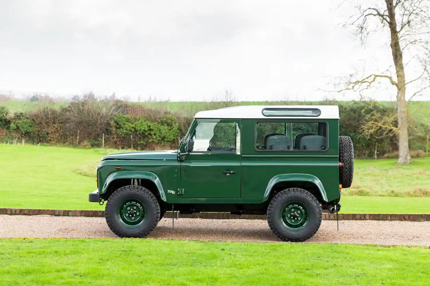 2000 Land Rover Defender 90