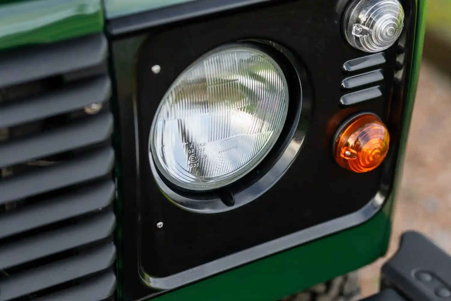 2000 Land Rover Defender 90