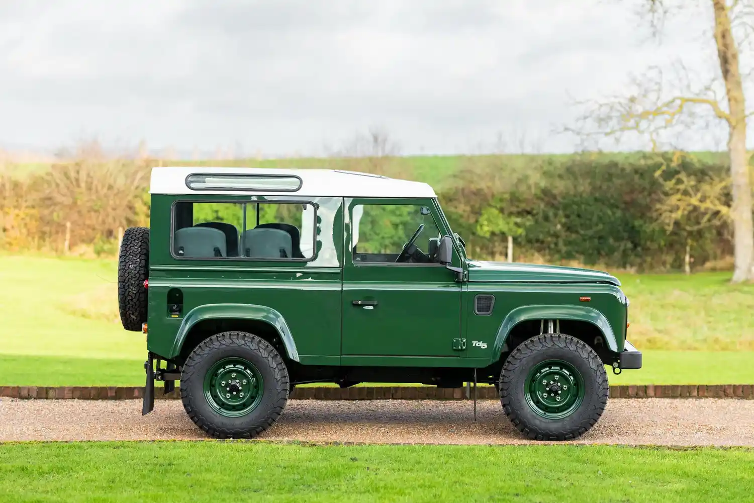 2000 Land Rover Defender 90