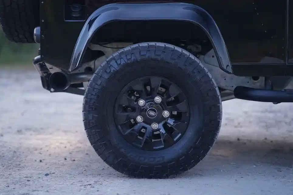 LS3-Powered 2021 Osprey Defender 90